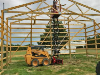 2230S Skid-Lift with Case 1845C Skidsteer on Job Site 2230S Skid-Lift with Case 1845C Skidsteer on Job Site
