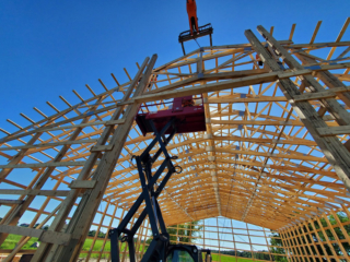 Pole Building Construction with Skid-Lift Pole Building Construction with Skid-Lift