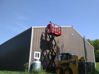 Skid-Lift Roof Work in Wisconsin Skid-Lift Roof Work in Wisconsin