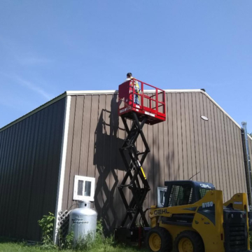 Skid-Lift Roof Work in Wisconsin